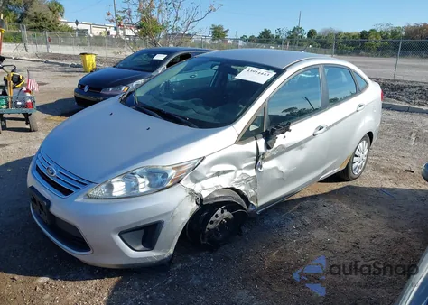 2013 Ford Fiesta Se from USA, damaged, VIN 3FADP4BJ4DM118393